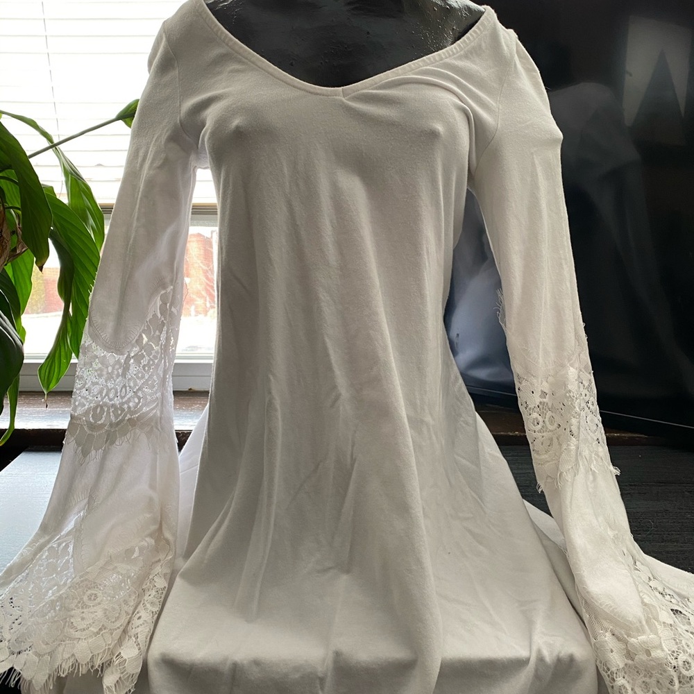 White lace dress